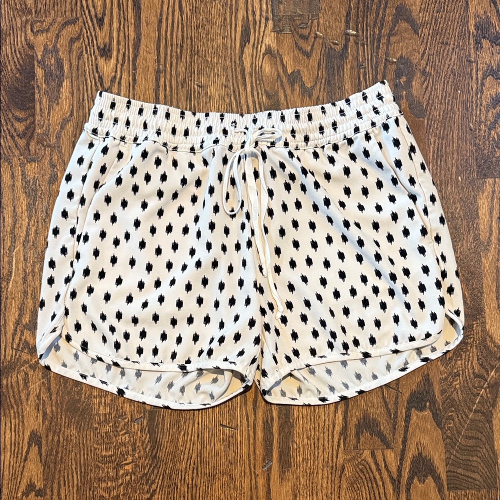 Banana Republic Black and White Dot Shorts
